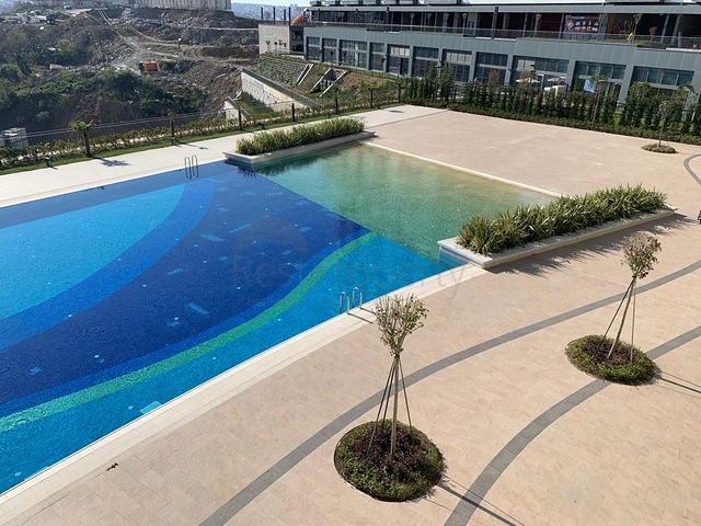 في مركز اسطنبول - منطقة ايوب التاريخية - شقة غرفتين وصالة ضمن مجمع سكني حديث 