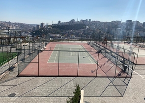 في مركز اسطنبول - منطقة ايوب التاريخية - شقة غرفتين وصالة ضمن مجمع سكني حديث 