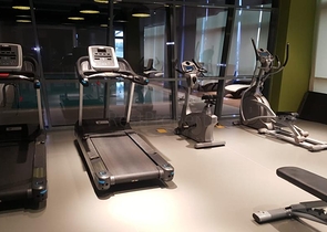 في مركز اسطنبول - منطقة ايوب التاريخية - شقة غرفتين وصالة ضمن مجمع سكني حديث 