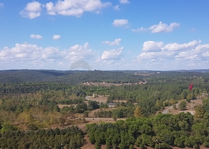 في مركز اسطنبول - منطقة ايوب التاريخية - شقة غرفتين وصالة ضمن مجمع سكني حديث 