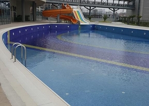 في مركز اسطنبول - منطقة ايوب التاريخية - شقة غرفتين وصالة ضمن مجمع سكني حديث 