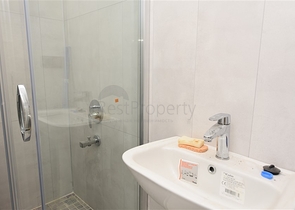 في مركز الانيا - شقة غرفتين وصالة مفروشة ضمن مجمع سكني حديث فاخر .