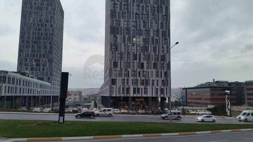 للمستثمرين - شقة غرفة وصالة ضمن مجمع فاخر في منطقة باسن اكسبرس / اسطنبول 