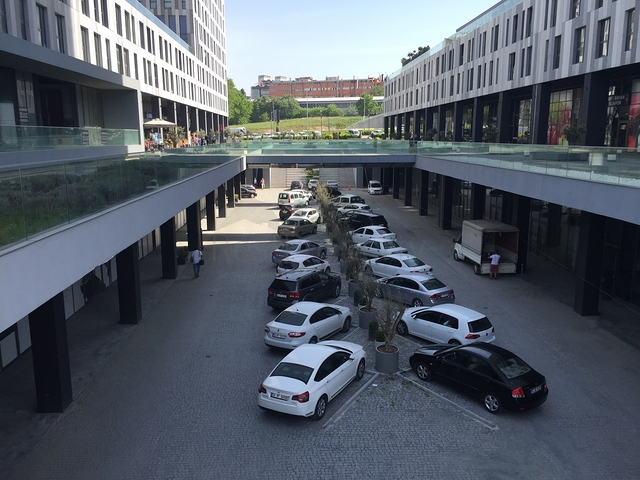 للمستثمرين - شقة غرفة وصالة ضمن مجمع فاخر في منطقة باسن اكسبرس / اسطنبول 