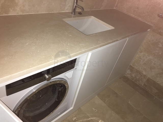 للمستثمرين - شقة غرفة وصالة ضمن مجمع فاخر في منطقة باسن اكسبرس / اسطنبول 