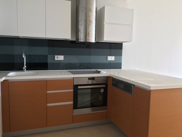 للمستثمرين - شقة غرفة وصالة ضمن مجمع فاخر في منطقة باسن اكسبرس / اسطنبول 