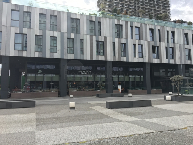 للمستثمرين - شقة غرفة وصالة ضمن مجمع فاخر في منطقة باسن اكسبرس / اسطنبول 