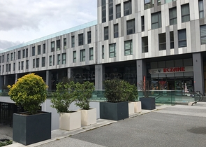 للمستثمرين - شقة غرفة وصالة ضمن مجمع فاخر في منطقة باسن اكسبرس / اسطنبول 