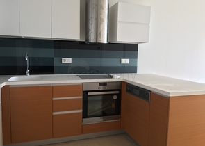 للمستثمرين - شقة غرفة وصالة ضمن مجمع فاخر في منطقة باسن اكسبرس / اسطنبول 