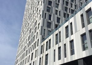 للمستثمرين - شقة غرفة وصالة ضمن مجمع فاخر في منطقة باسن اكسبرس / اسطنبول 