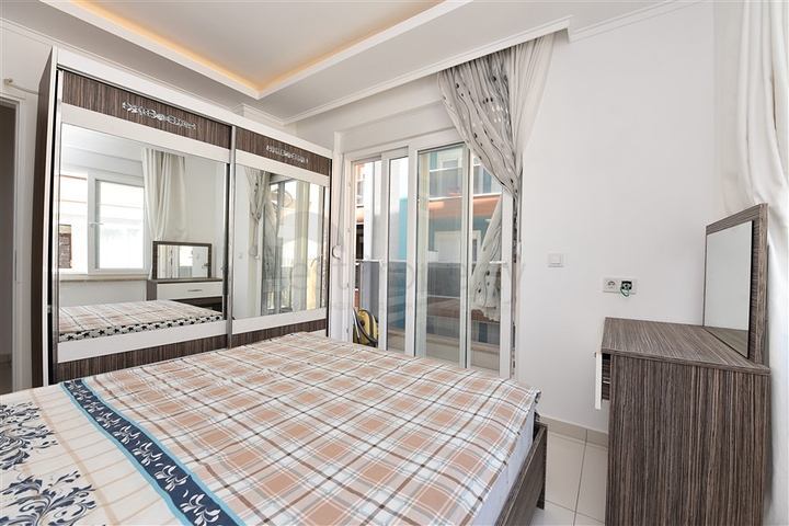 شقة  فاخرة غرفتين وصالة في مركز الانيا 