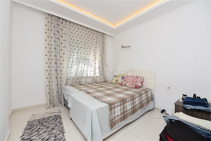 شقة  فاخرة غرفتين وصالة في مركز الانيا 