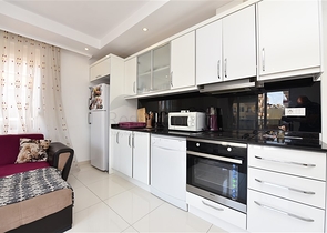 شقة  فاخرة غرفتين وصالة في مركز الانيا 