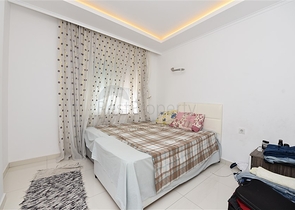 شقة  فاخرة غرفتين وصالة في مركز الانيا 