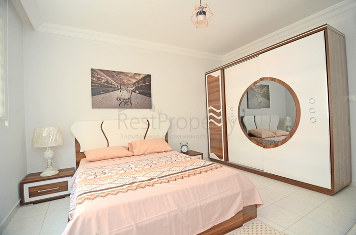 شقة ثلاث غرف وصالة مفروشة وبسعر مميز في الانيا 