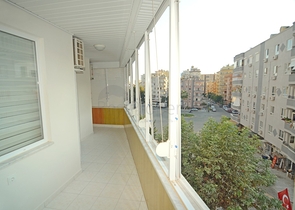 شقة ثلاث غرف وصالة مفروشة وبسعر مميز في الانيا 