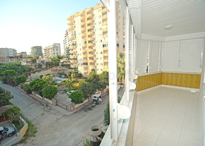 شقة ثلاث غرف وصالة مفروشة وبسعر مميز في الانيا 