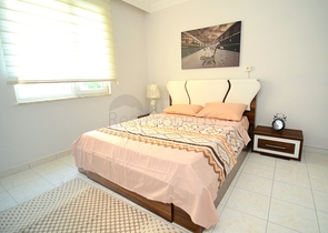 شقة ثلاث غرف وصالة مفروشة وبسعر مميز في الانيا 