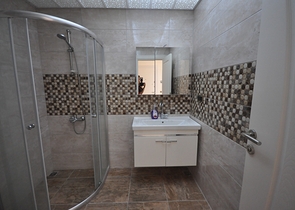 شقق غرفة وصالة مفروشة ضمن مجمع سكني حديث في مهموتلار / الانيا 