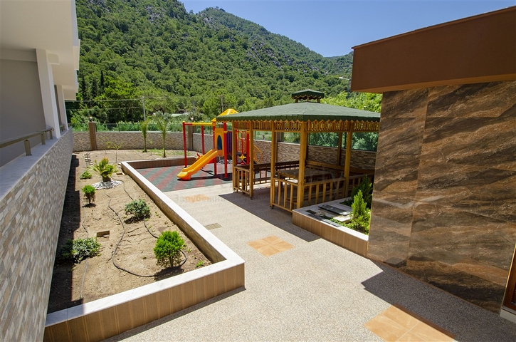 شقة مؤثثة 2 +1 في كونيالتي أنطاليا 