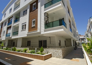 شقة مؤثثة 2 +1 في كونيالتي أنطاليا 