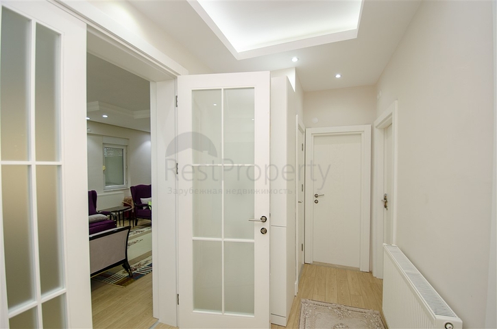 شقة 2 + 1 في 150 متر من شاطئ كونيالتي في انطاليا 