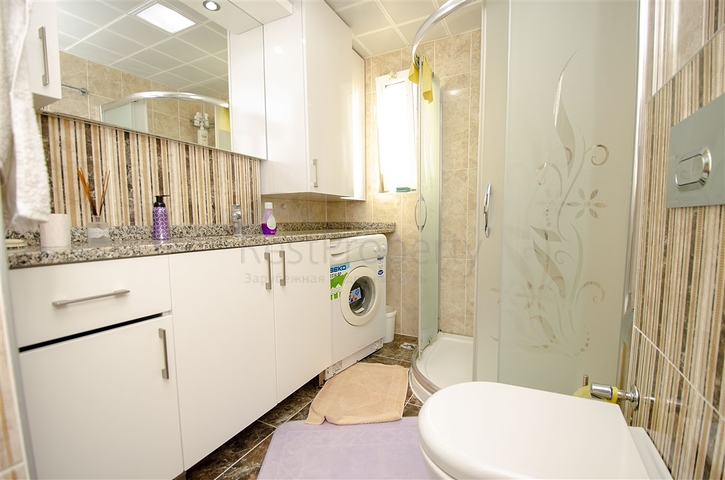 شقة 2 + 1 في 150 متر من شاطئ كونيالتي في انطاليا 