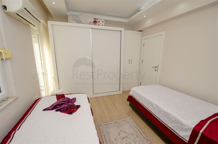 شقة 2 + 1 في 150 متر من شاطئ كونيالتي في انطاليا 