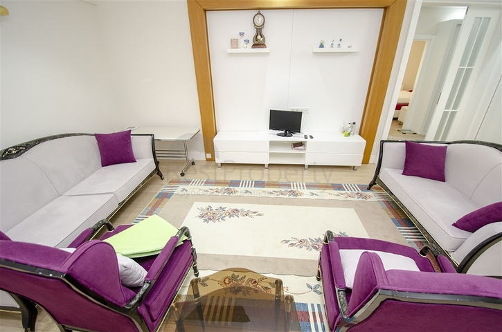 شقة 2 + 1 في 150 متر من شاطئ كونيالتي في انطاليا 