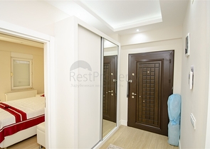 شقة 2 + 1 في 150 متر من شاطئ كونيالتي في انطاليا 