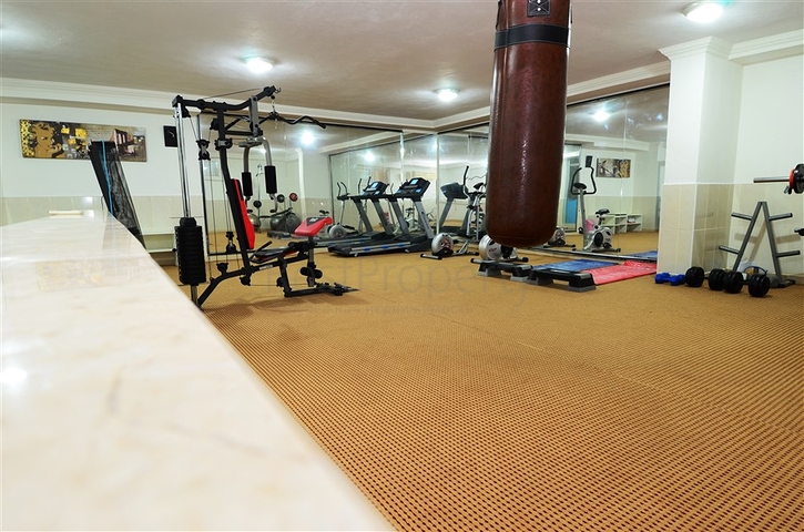 على مسافة 100 متر من شاطئ البحر - شقة مفروشة ضمن مجمع حديث في مهموتلار / الانيا 