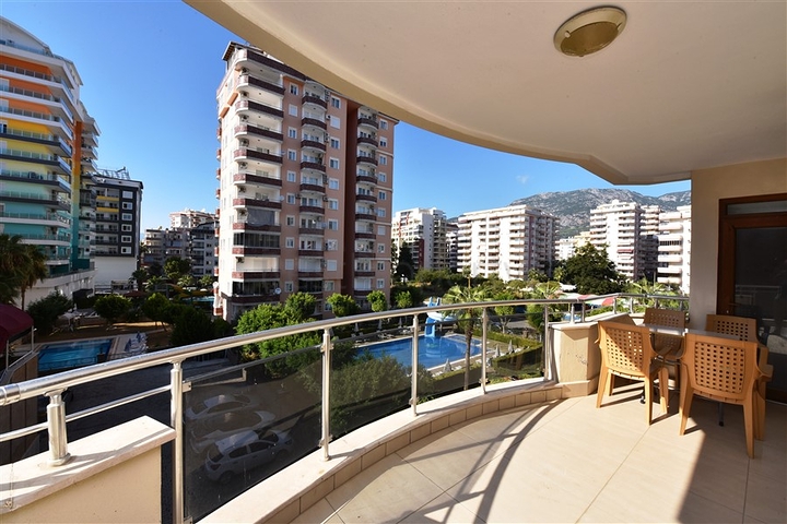 على مسافة 100 متر من شاطئ البحر - شقة مفروشة ضمن مجمع حديث في مهموتلار / الانيا 