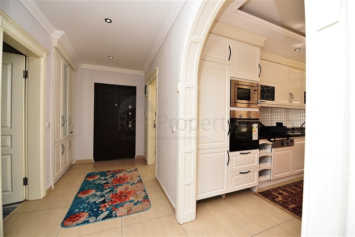 على مسافة 100 متر من شاطئ البحر - شقة مفروشة ضمن مجمع حديث في مهموتلار / الانيا 