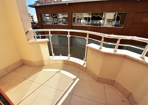 على مسافة 100 متر من شاطئ البحر - شقة مفروشة ضمن مجمع حديث في مهموتلار / الانيا 