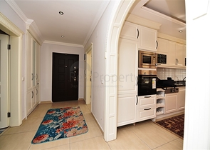 على مسافة 100 متر من شاطئ البحر - شقة مفروشة ضمن مجمع حديث في مهموتلار / الانيا 