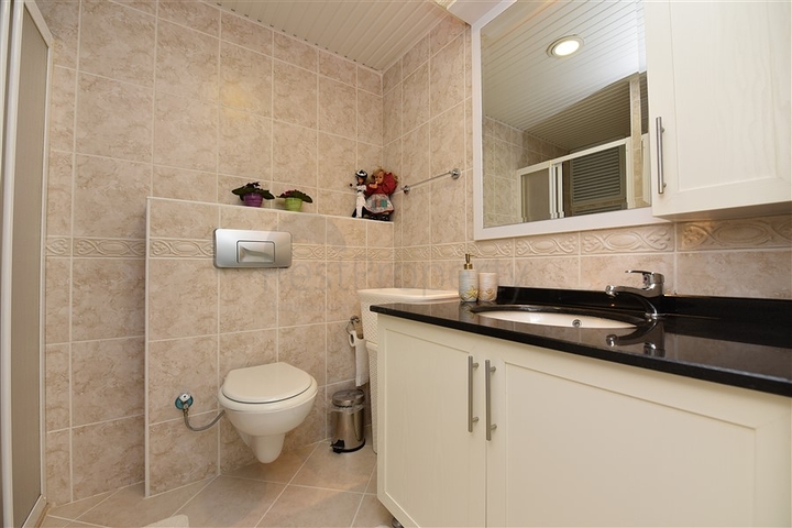 غرفتين وصالة مفروشة ضمن منطقة جيكجلي الهادئة في الانيا 