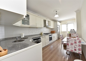 غرفتين وصالة مفروشة ضمن منطقة جيكجلي الهادئة في الانيا 