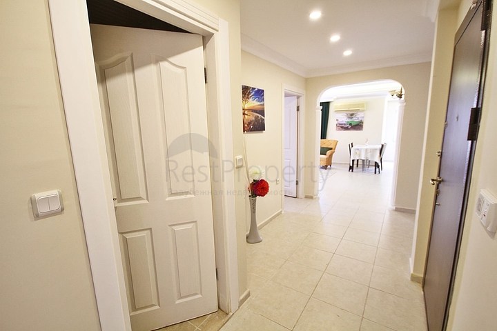 شقة عائلية مفروشة من تصميم غرفتين وصالة في مهموتلار / الانيا 