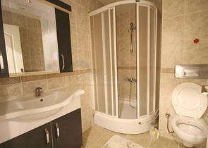 شقة عائلية مفروشة من تصميم غرفتين وصالة في مهموتلار / الانيا 