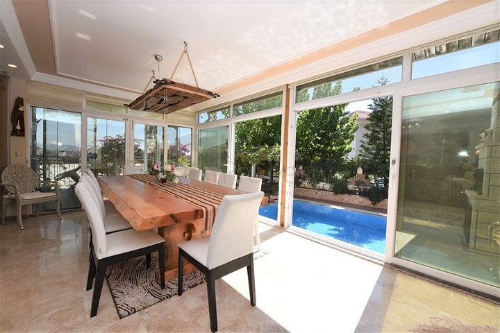 فيلا مفروشة قريبة من البحر في كاستل / الانيا 