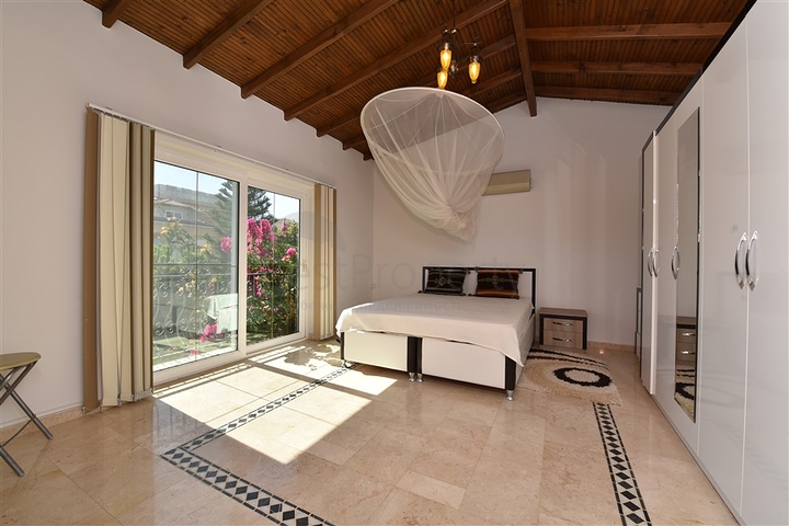 فيلا مفروشة قريبة من البحر في كاستل / الانيا 