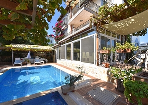 فيلا مفروشة قريبة من البحر في كاستل / الانيا 