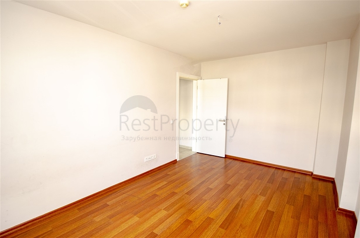 شقة فسيحة 4 + 1 في اونجلي كونيالتي أنطاليا 