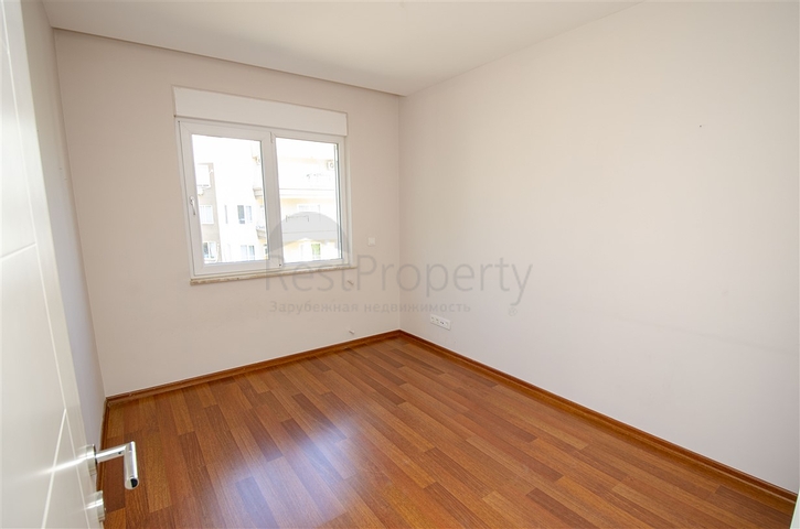 شقة فسيحة 4 + 1 في اونجلي كونيالتي أنطاليا 