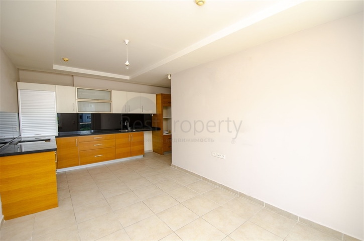 شقة فسيحة 4 + 1 في اونجلي كونيالتي أنطاليا 