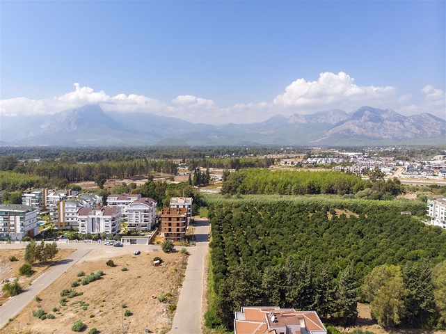 شقة فسيحة 4 + 1 في اونجلي كونيالتي أنطاليا 