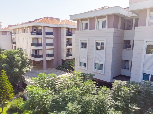 شقة فسيحة 4 + 1 في اونجلي كونيالتي أنطاليا 