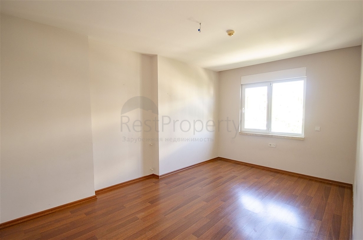 شقة فسيحة 4 + 1 في اونجلي كونيالتي أنطاليا 