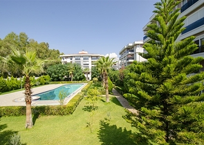 شقة فسيحة 4 + 1 في اونجلي كونيالتي أنطاليا 