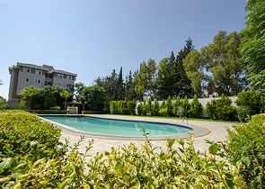 شقة فسيحة 4 + 1 في اونجلي كونيالتي أنطاليا 